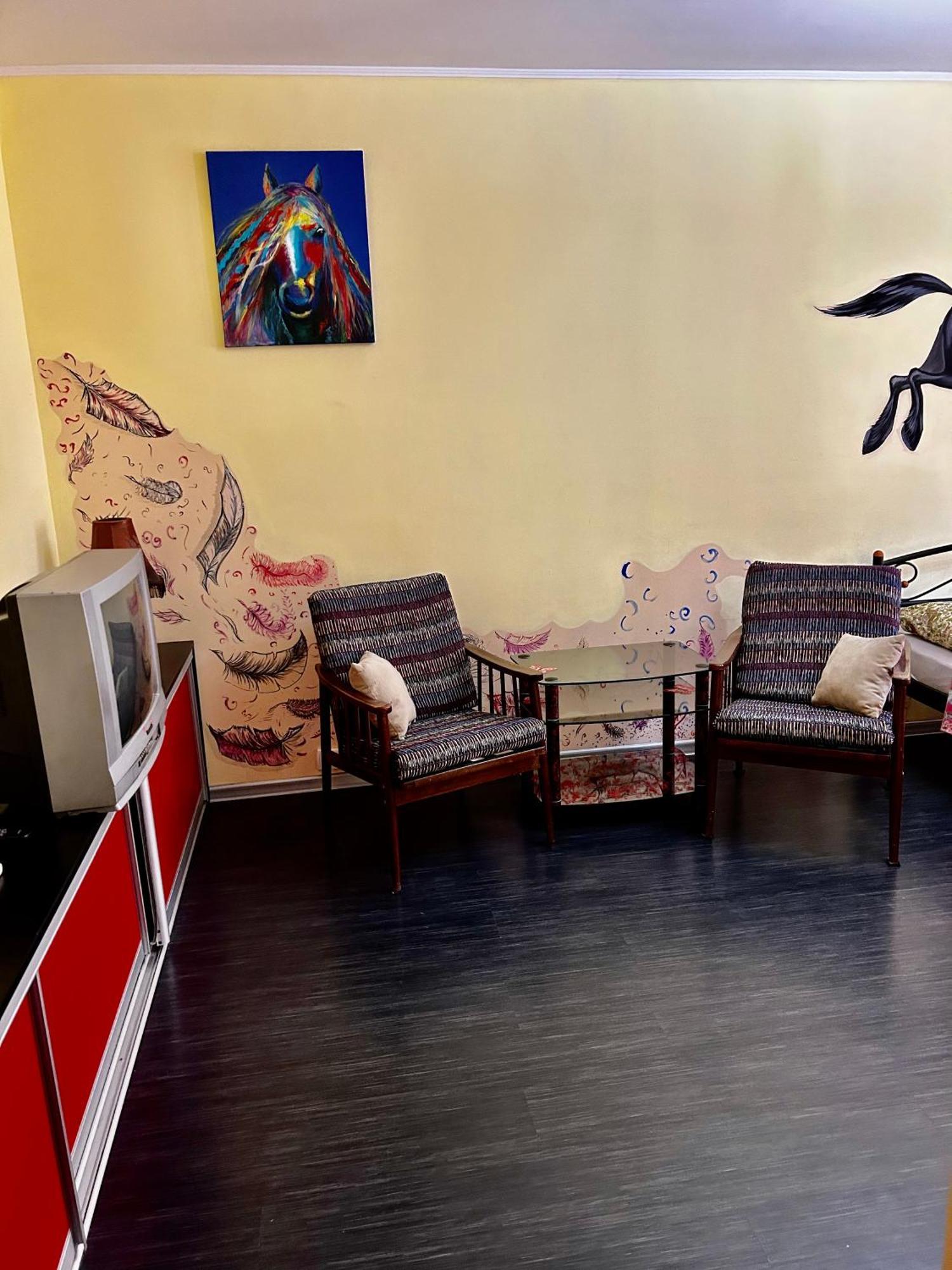 Apartment Near Train Station And Close To City Center Kiev Extérieur photo
